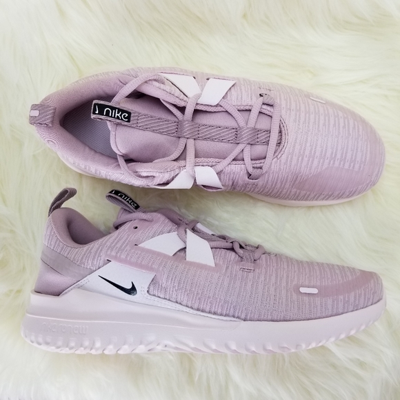 Nike Shoes - NIKE RENEW ARENA Wmns Running Shoes Sneakers sz 8